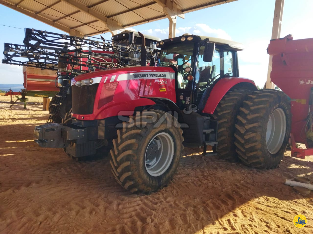 TRATOR MASSEY FERGUSON MF 7318 SIPAL Implementos - NOMA SAO JOSE DOS PINHAIS PARANÁ PR